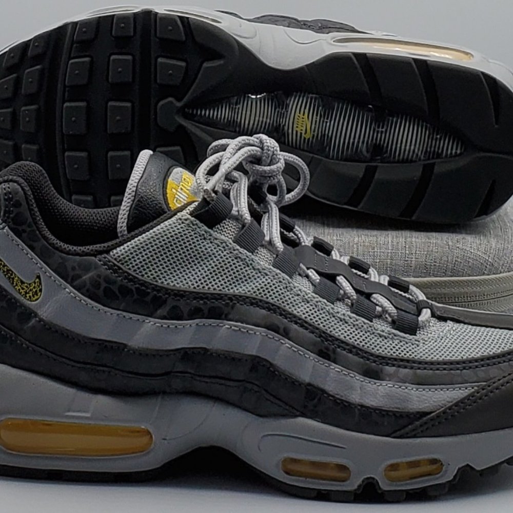 Nike Air Max 95 SE Wolf Grey Men Size 8.5 - Picture 3 of 9